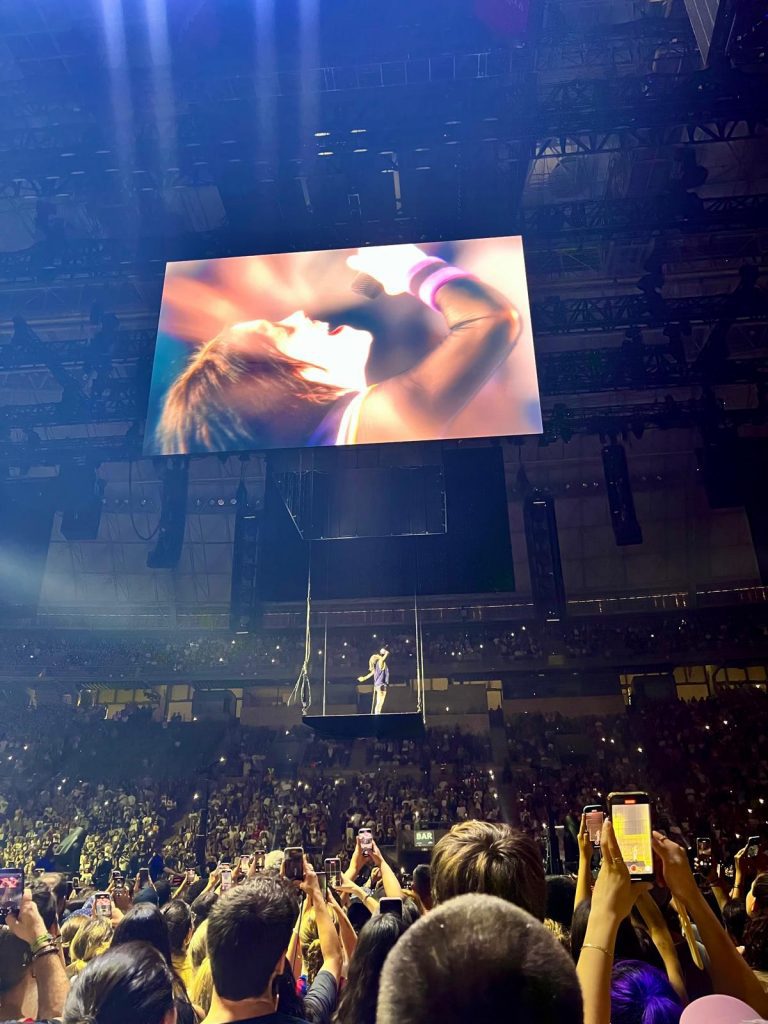 Barcelona 15 de junio de 2025 — Your power. Billie Eilish 5 Concierto Barcelona 15-06-2025. Billie Eilish